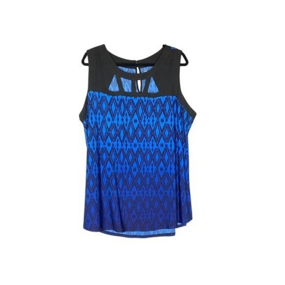 Lane Bryant Black and Blue  Print blouse  22/24 - Picture 5 of 5